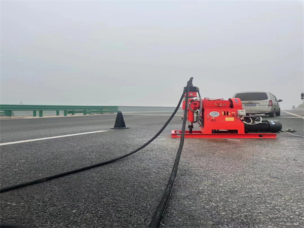 彰武马路路基路面开裂下沉注浆加固灌浆